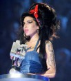 /album/galeria-de-fotos-amy-winehouse/amy-winehouse-gal-ema-jpg/